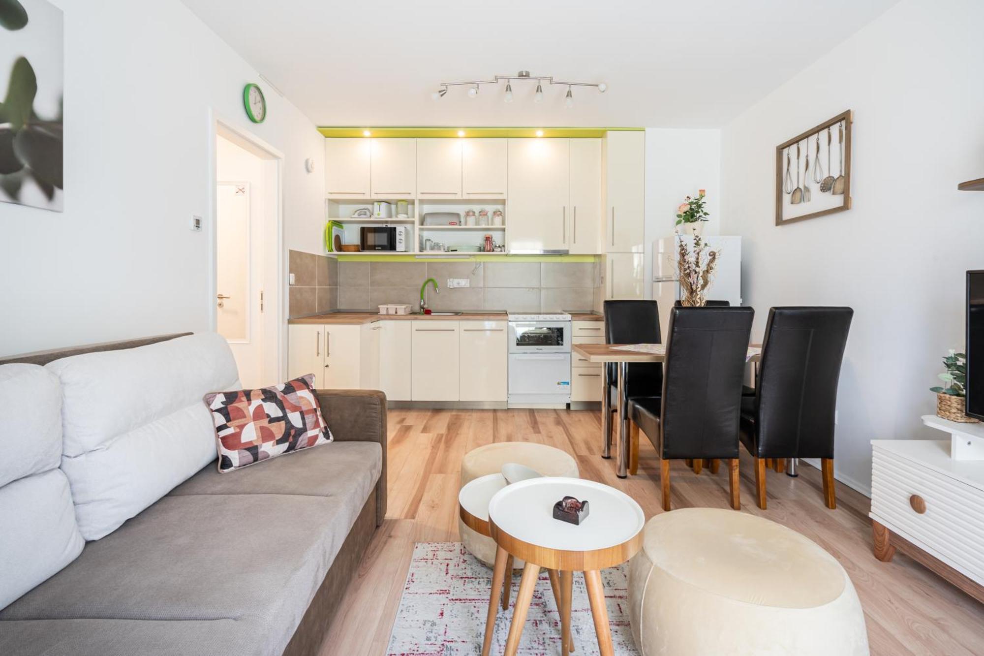 Peter Apartment With Terrace Будапеща Екстериор снимка